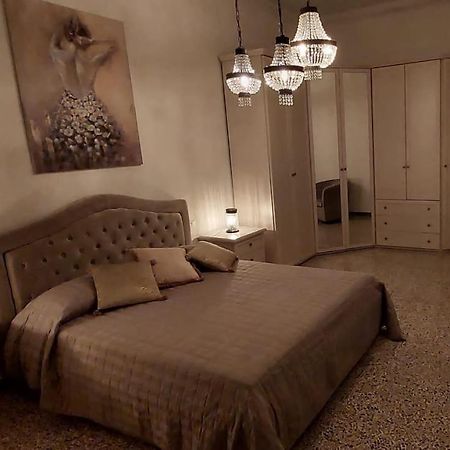 La Casa Sotto Il Castello Apartment Bracciano  Luaran gambar
