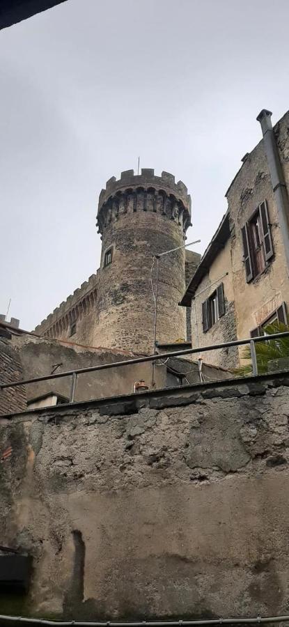 La Casa Sotto Il Castello Apartment Bracciano  Luaran gambar