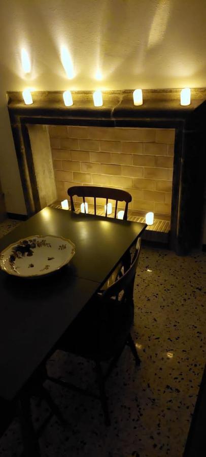 La Casa Sotto Il Castello Apartment Bracciano  Luaran gambar