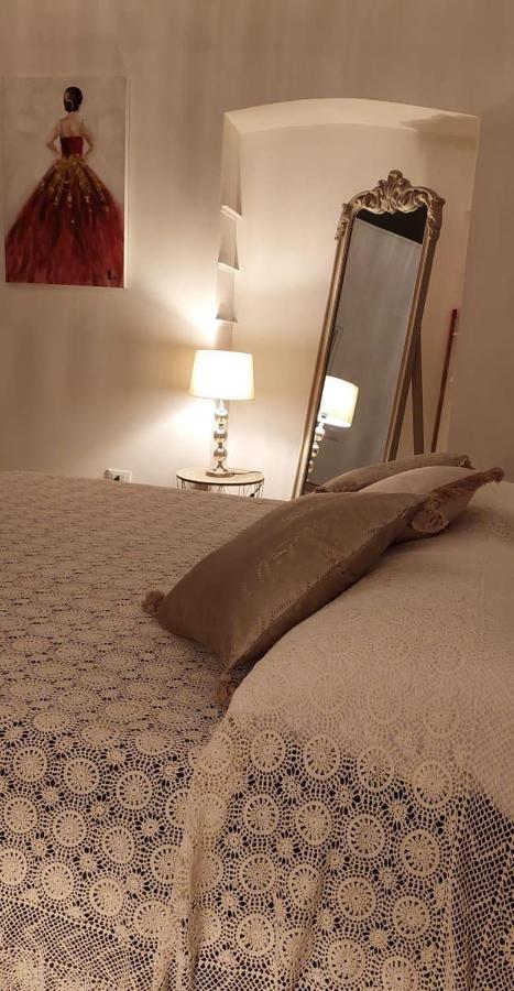 La Casa Sotto Il Castello Apartment Bracciano  Luaran gambar