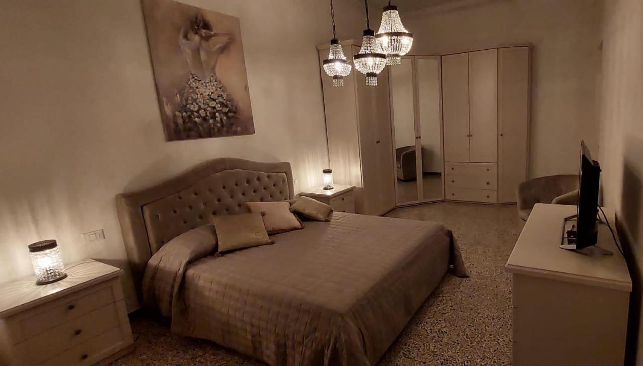 La Casa Sotto Il Castello Apartment Bracciano  Luaran gambar